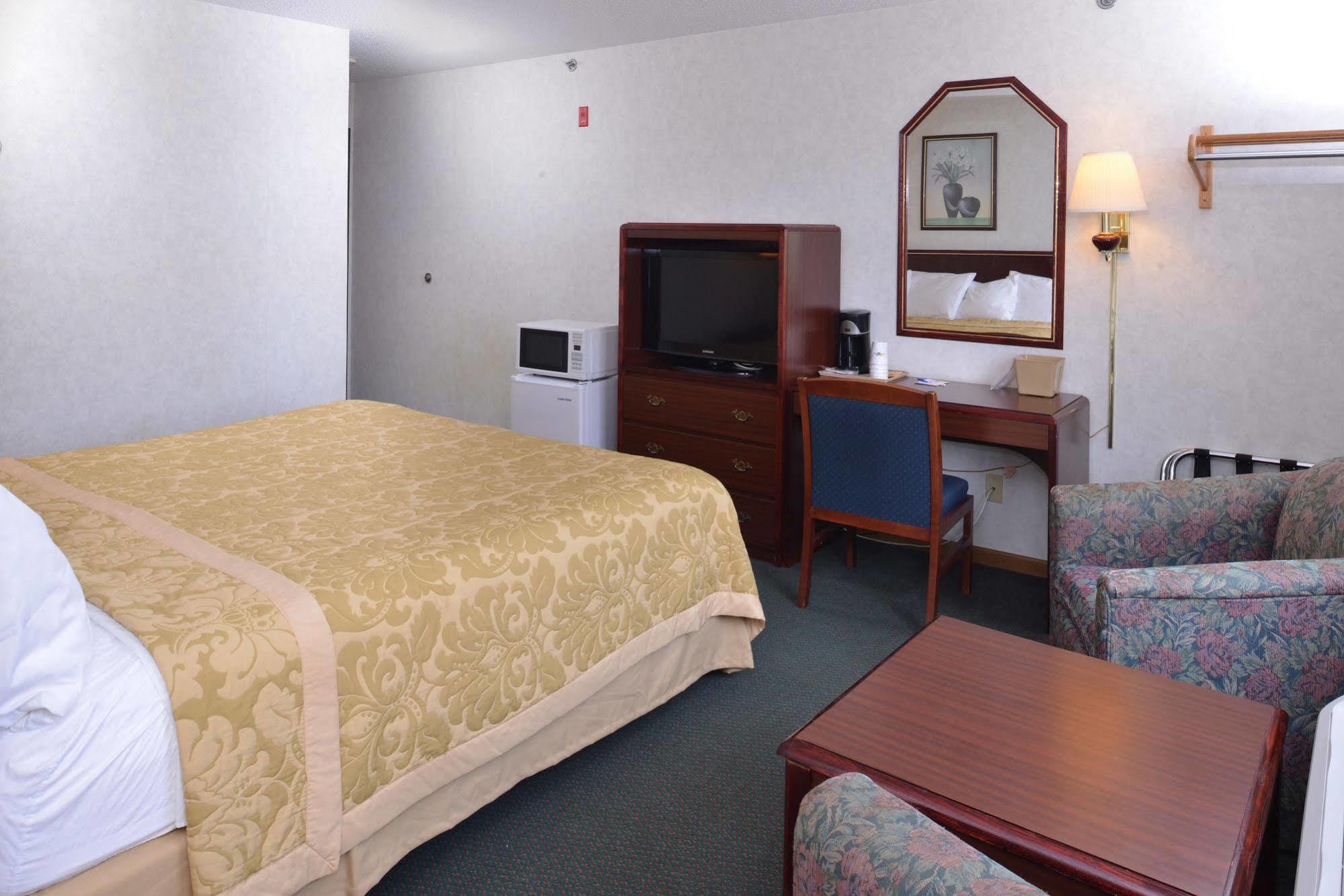 Americas Best Value Inn-Wenona Exterior foto